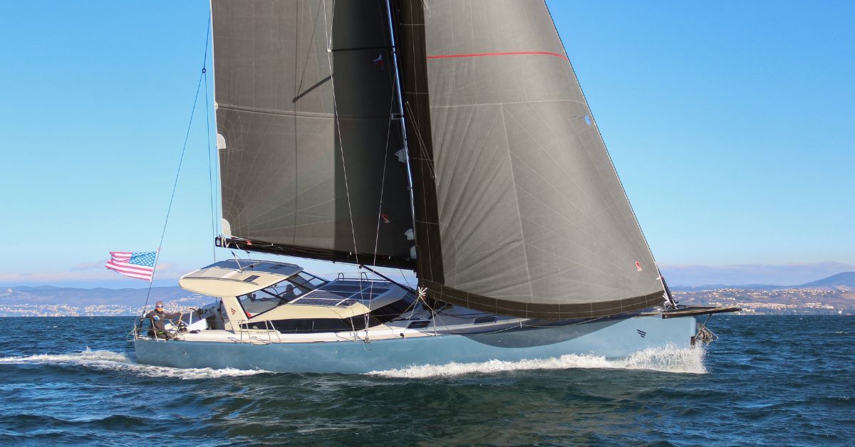 Pegasus 50 Sine Finis with American flag